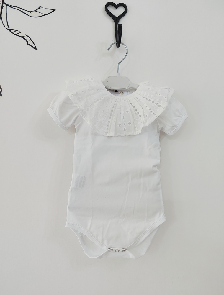 Body e T-shirt con collo in pizzo Phi Clothing