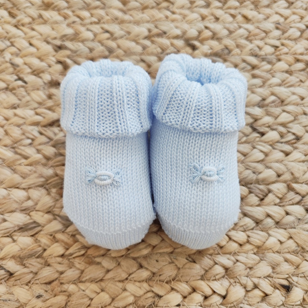 Completo due pezzi + cappellino + scarpine in filo di cotone Aurora