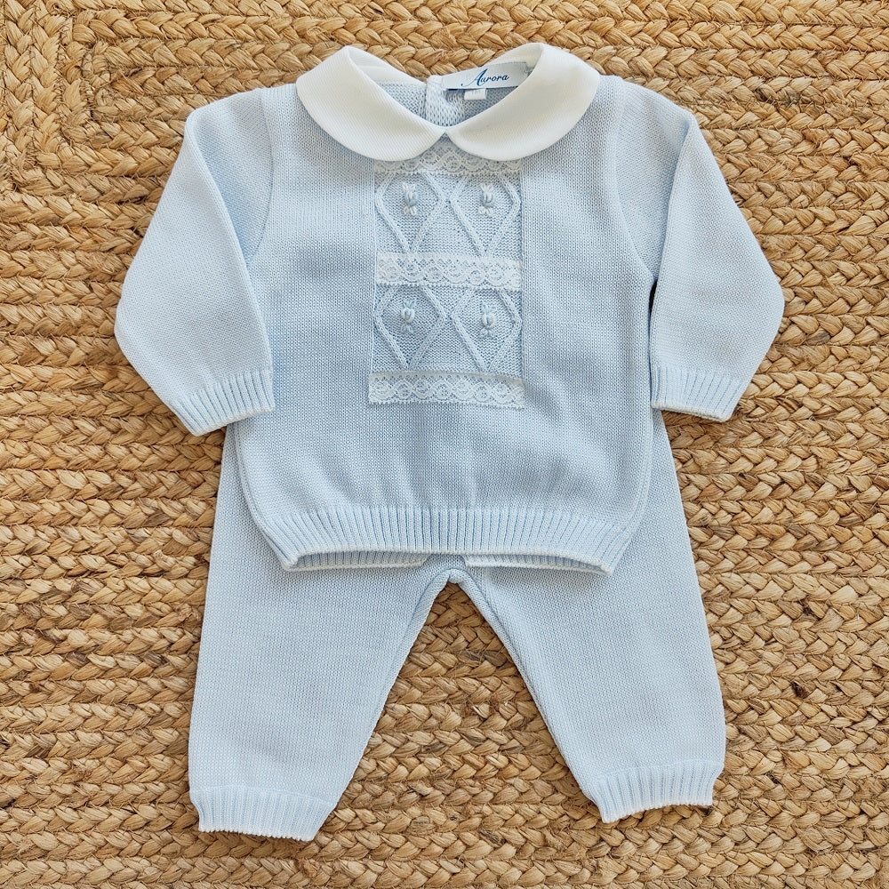 Completo due pezzi + cappellino + scarpine in filo di cotone Aurora