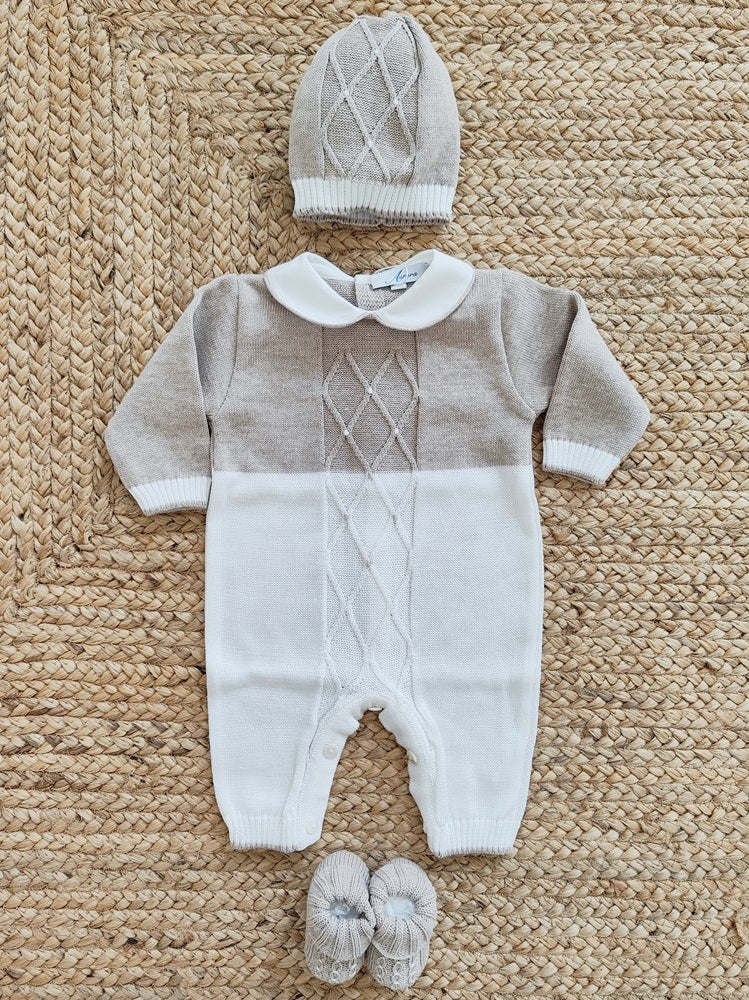 Tutina + cappellino + scarpine in filo di cotone Aurora