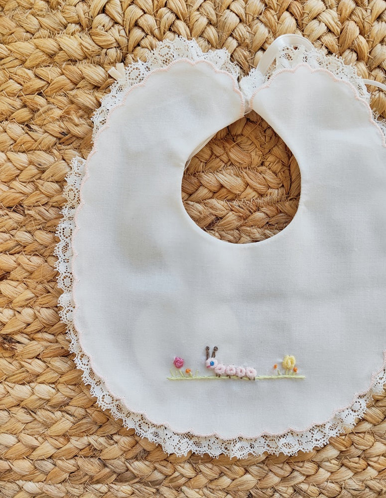 Completo+ bavetta + cappellino + scarpette in filo di cotone Jolie Juliet