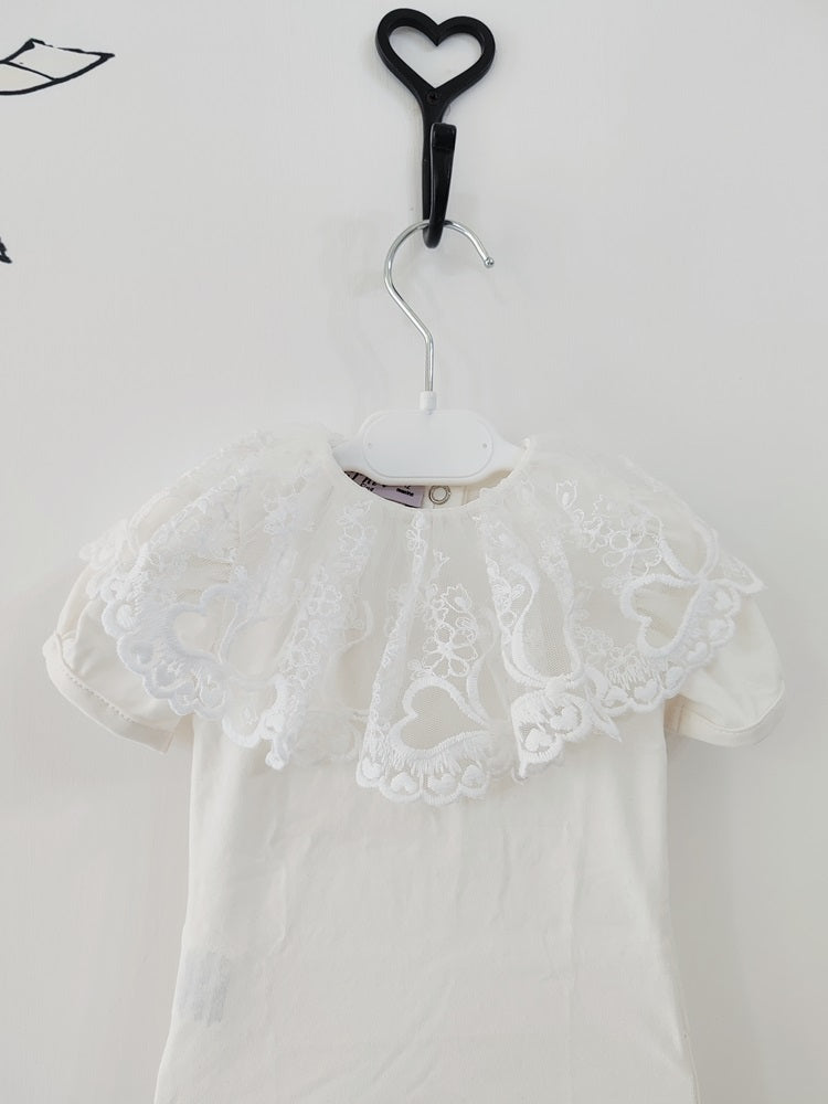 Body e T-shirt con collo in pizzo Phi Clothing