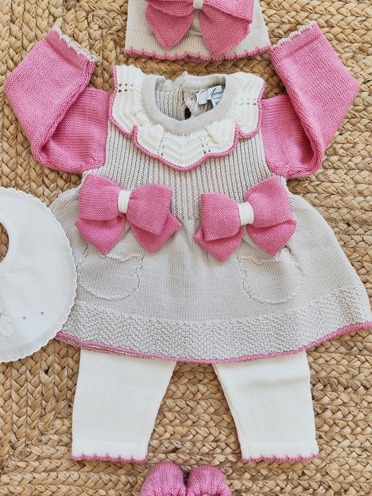 Completino in lana + Cappellino + Bavetta + Scarpette Aurora