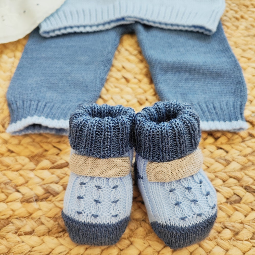 Completino in lana + Bavetta + Cappellino + Scarpine Aurora