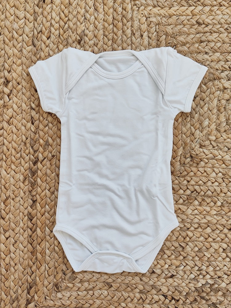 Body con scollo all'americana in Bamboo Coccodè