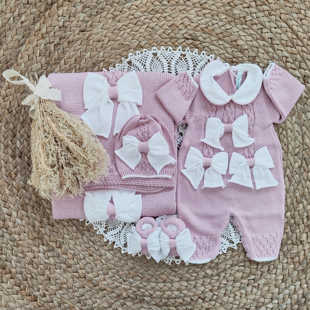 Tutina + cappellino + scarpine + copertina Bebè di Almy