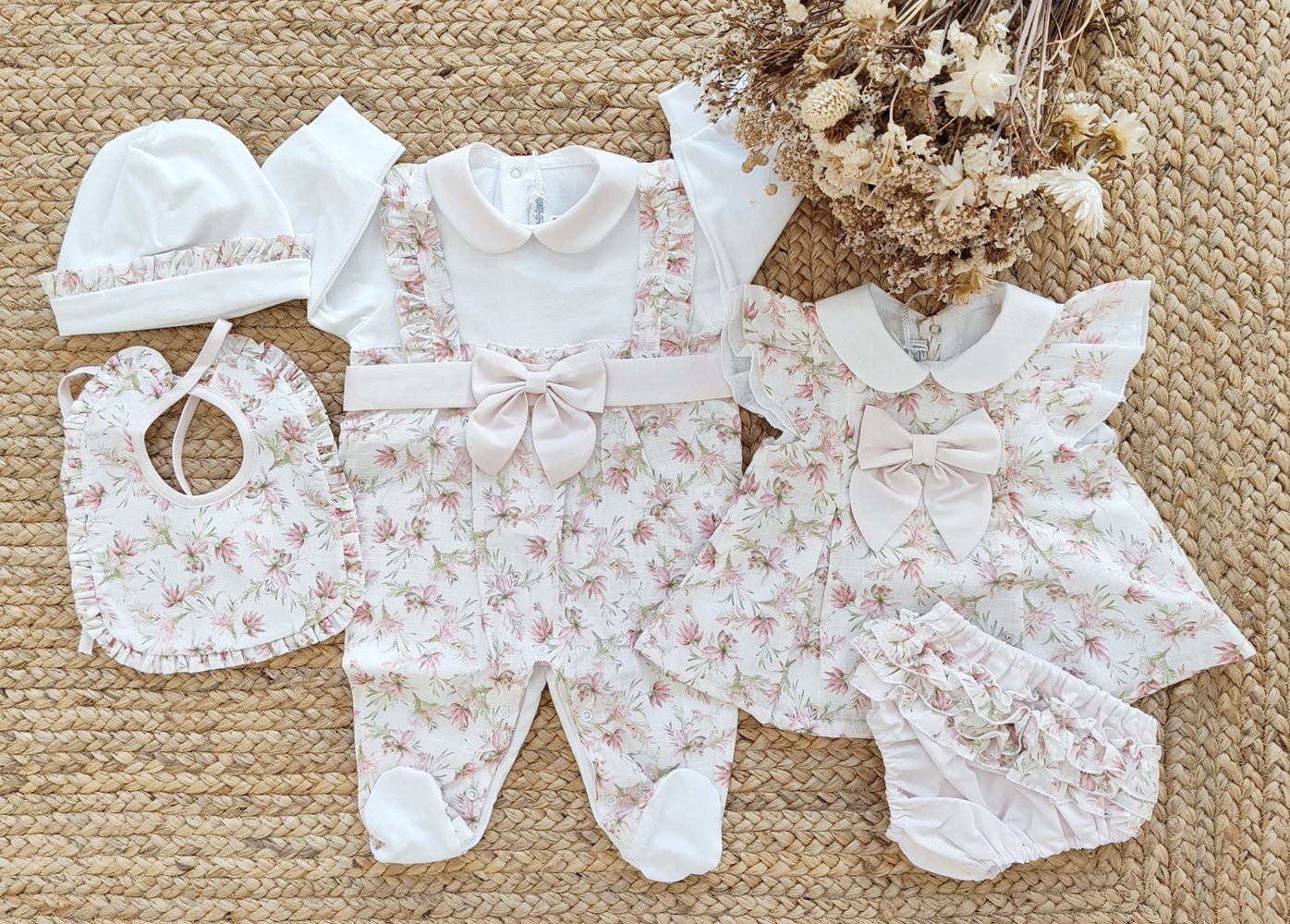 Tutina \ Completo 2 pz \ Set Bavetta + Cappellino in cotone La Sartoria Dei Piccoli