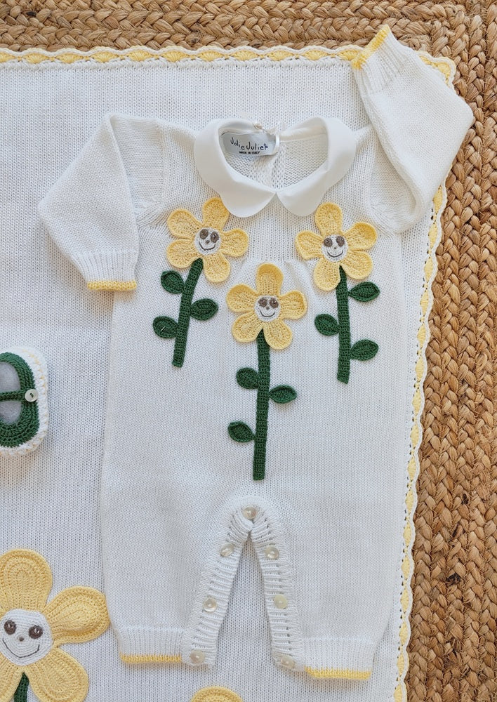 Set: Tutina, Scarpine e Bavetta \ Copertina \ Lenzuolino in filo Jolie Juliet