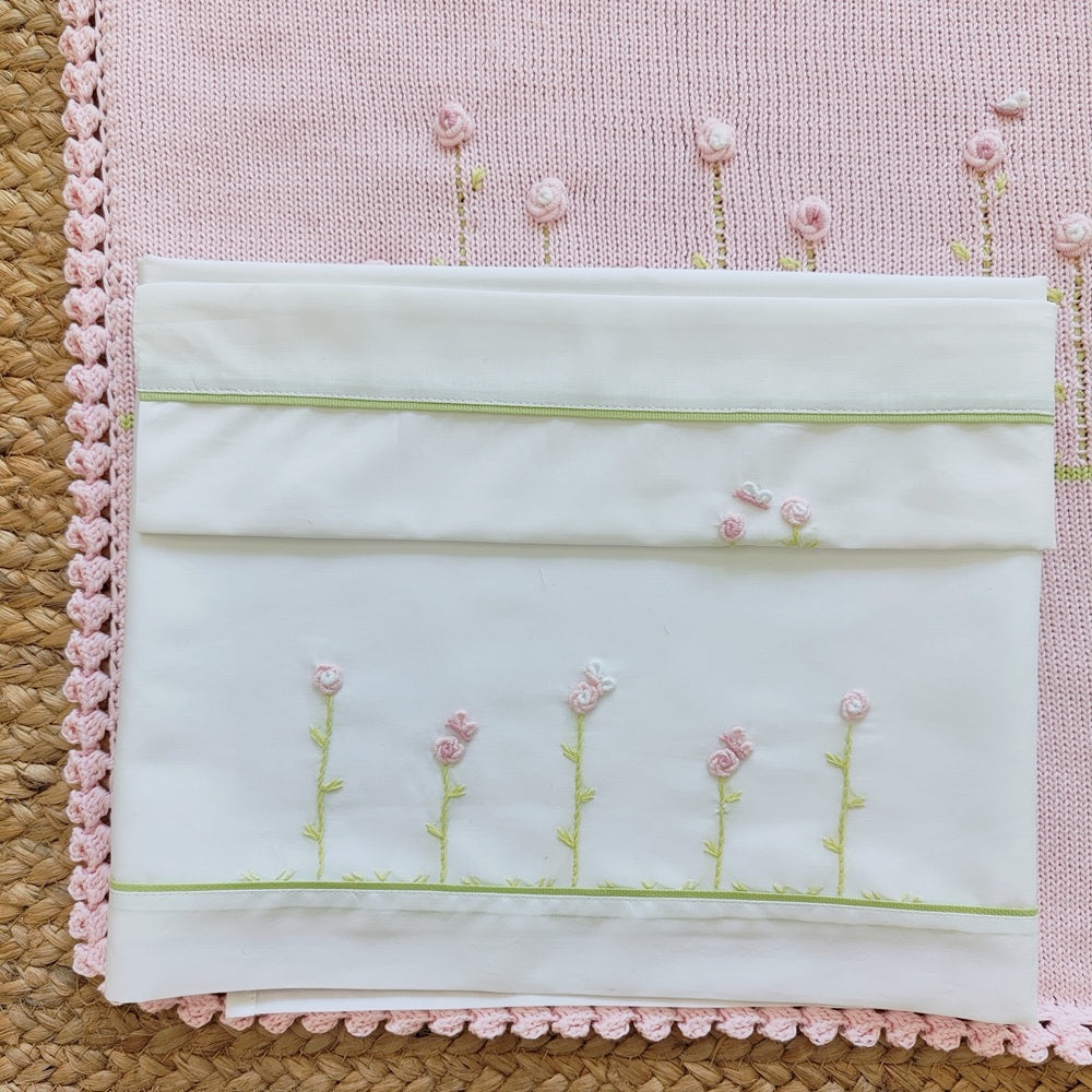 Set: Tutina, Scarpine e Bavetta \ Copertina \ Lenzuolino in filo Jolie Juliet