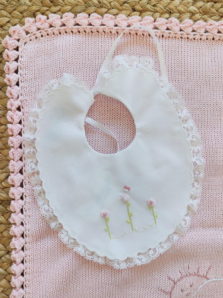 Set: Tutina, Scarpine e Bavetta \ Copertina \ Lenzuolino in filo Jolie Juliet