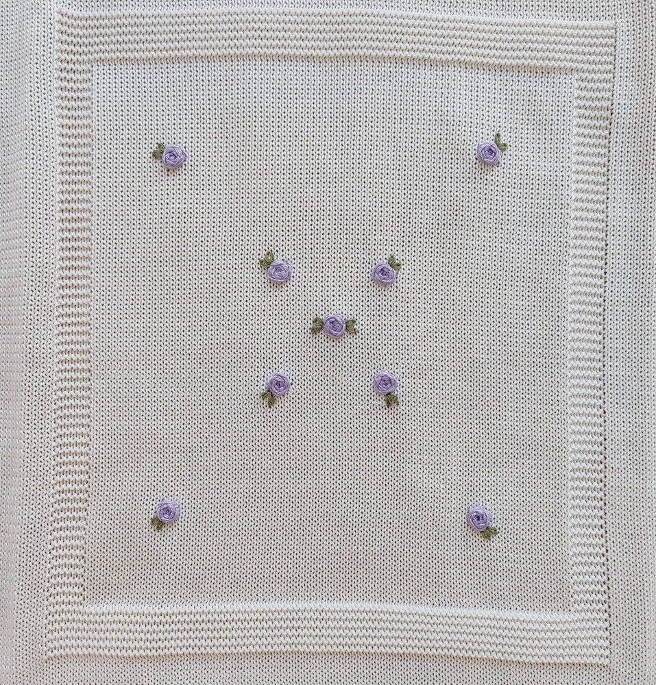 Tutina + Scarpie \ Pagliaccetto + Scarpine \ Bavetta + Cappello \ Lenzuolino \ Copertina in filo La Sartoria Dei Piccoli