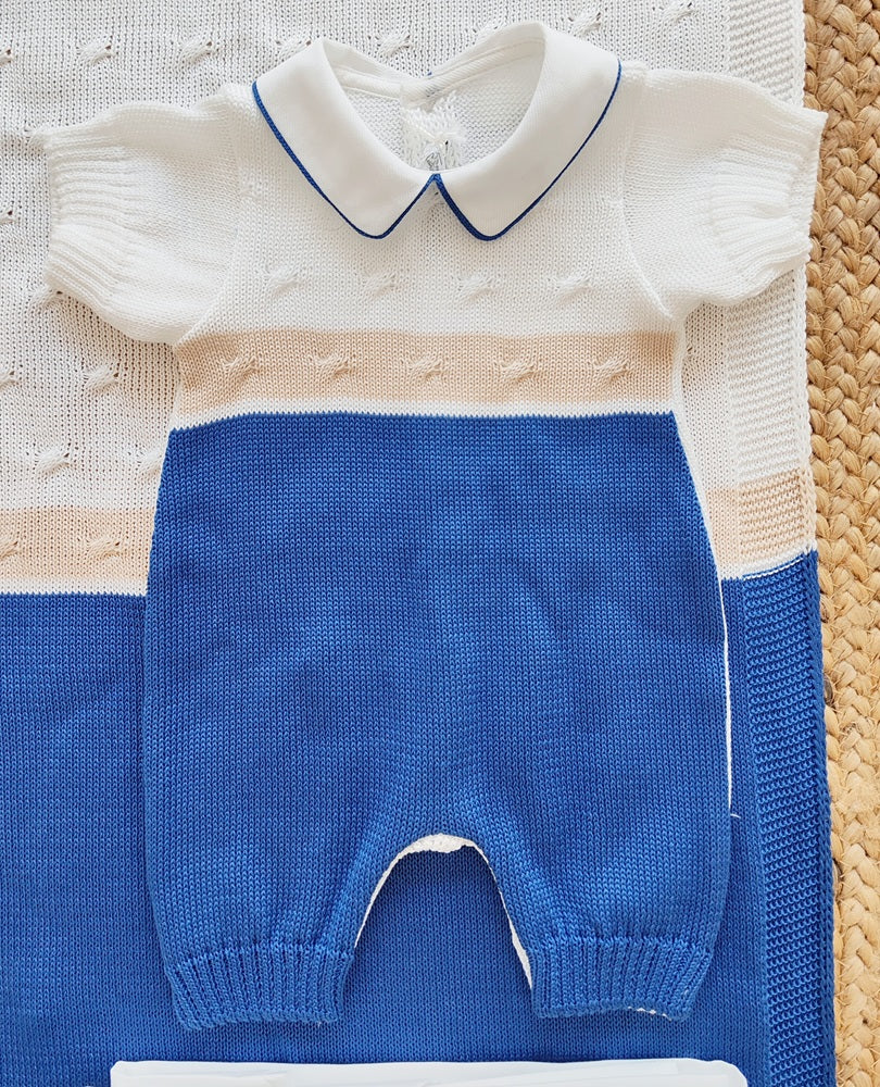 Tutina \ Completo due pezzi \ Pagliaccetto \ Scarpine \ Bavetta + Cappello \ Lenzuolino \ Copertina in filo La Sartoria Dei Piccoli