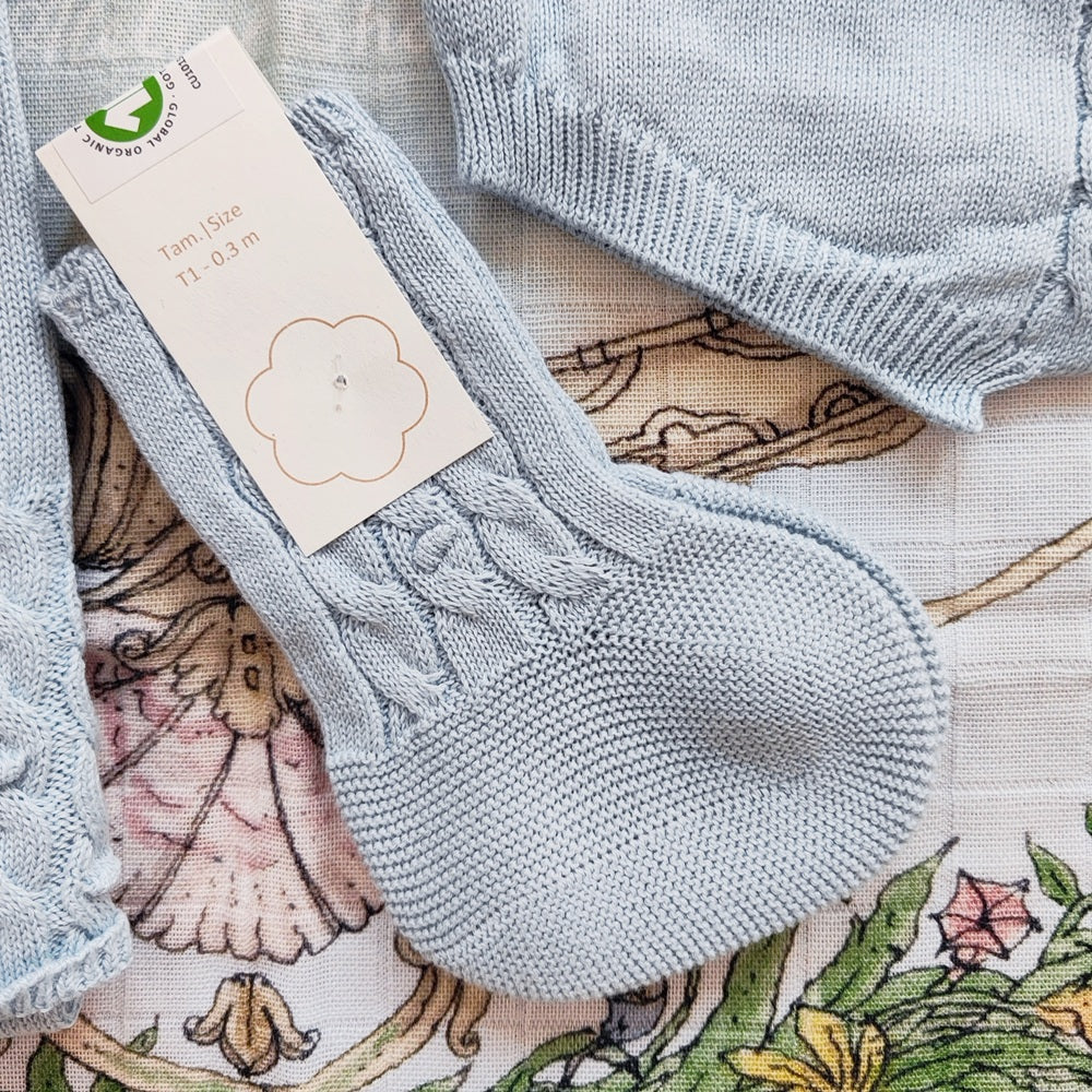 Copertina \ Salopette \ Doudou \ Completo due pezzi \ Calzini \ Cappellino in filo Wedoble