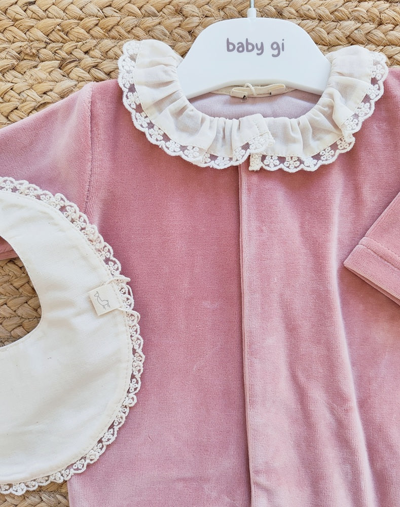 Tutina in ciniglia + Bavetta Baby Gi