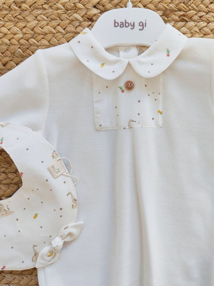 Tutina in ciniglia + Bavetta Baby Gi