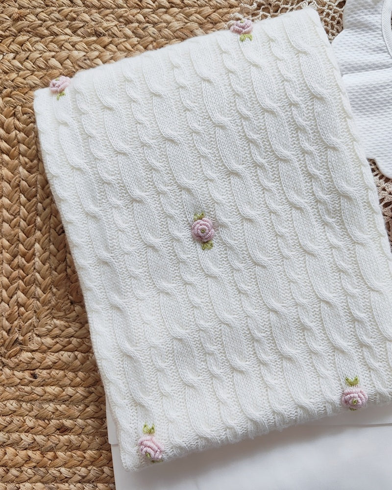 Tutina, Cappellino, Bavetta, Coperta+ Lenzuolino Teto e Tatta