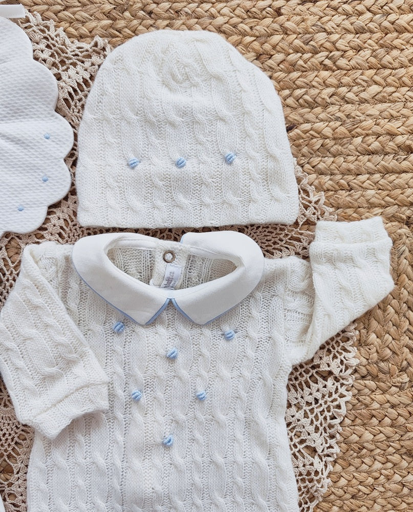 Tutina, Cappellino, Bavetta, Coperta+ Lenzuolino Teto e Tatta