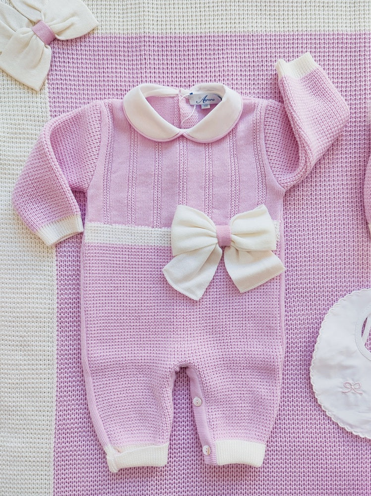 Tutina, Cappellino, Bavetta e Scarpette + Copertina Aurora