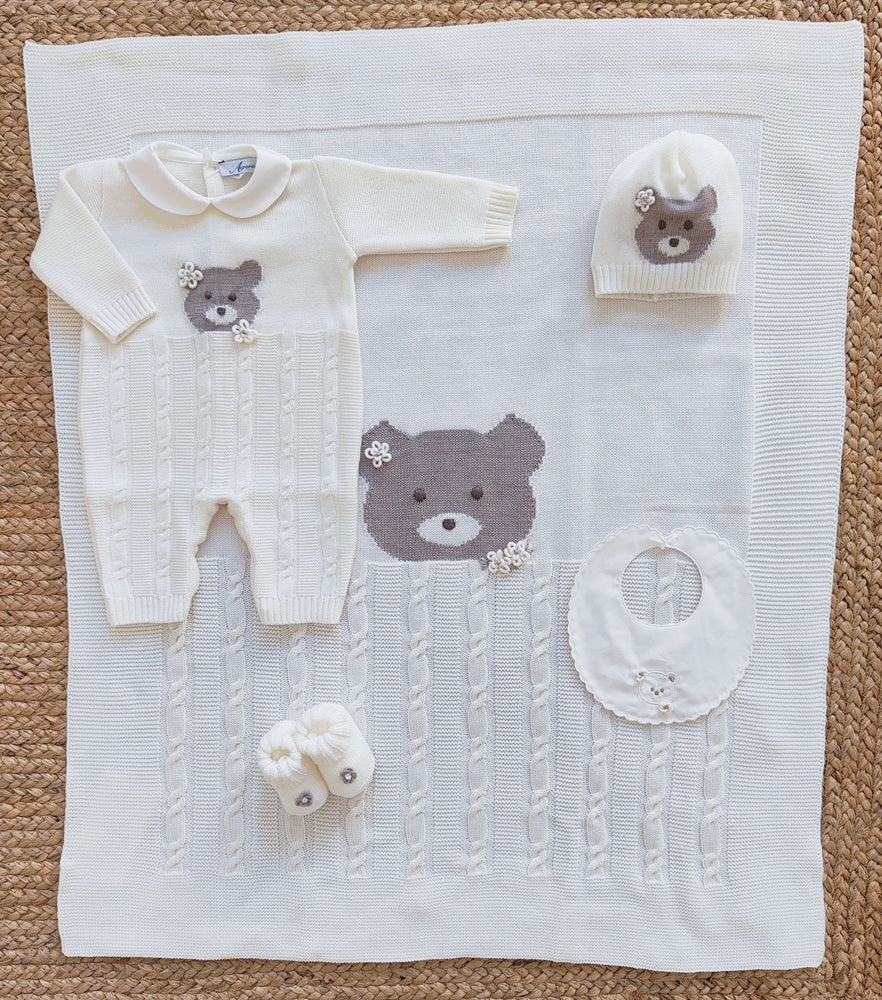 Tutina, Cappellino, Bavetta e Scarpette + Copertina Aurora