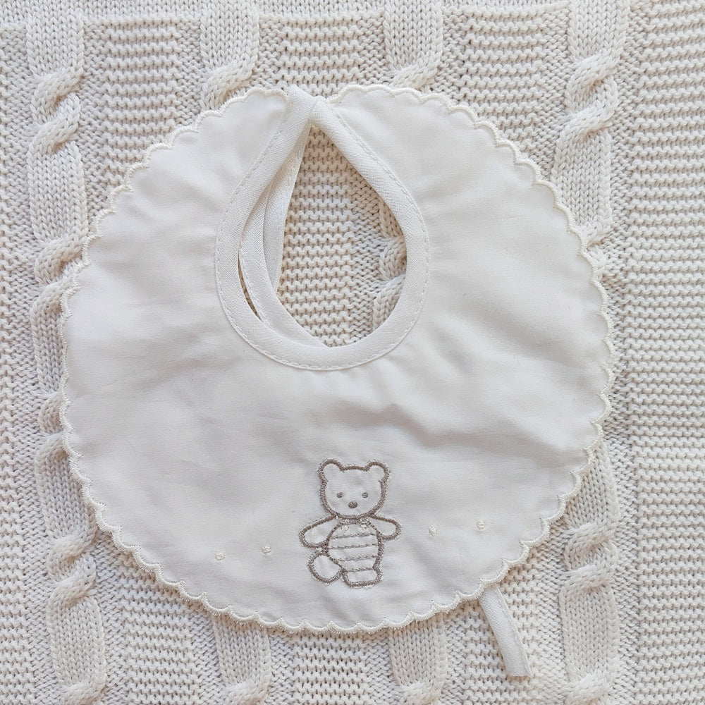 Tutina, Cappellino, Bavetta e Scarpette + Copertina Aurora