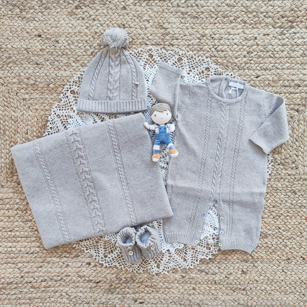 Tutina, Cappellino e Scarpine + Copertina Coccodè